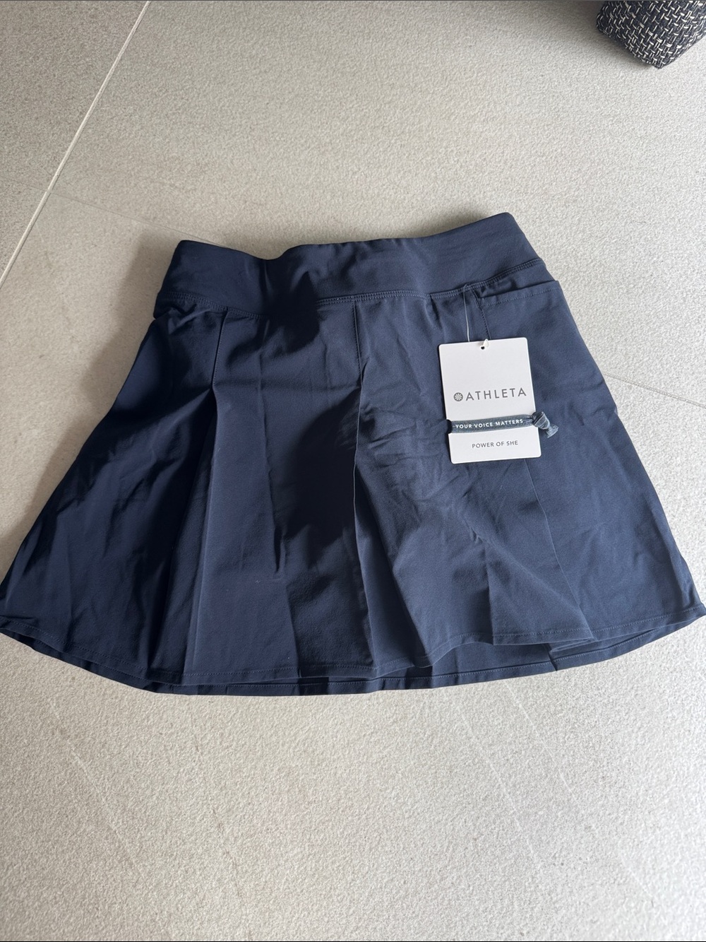 NWT Athleta girls Navy Pleated School Day Skort size 7